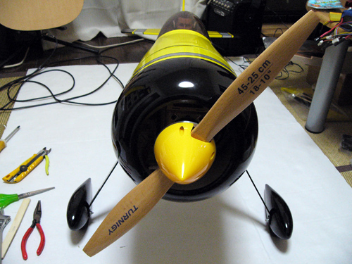 ハイペリオンPITTS-PYTHON-70 18×10プロペラ換装