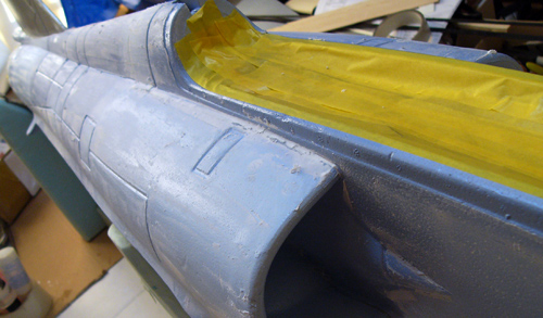 FLY FLY Mirage2000 ボディに軽量パテ