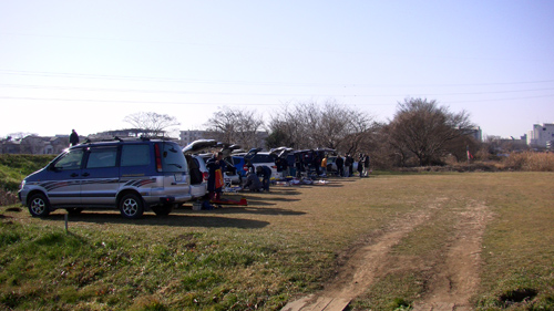 ラジコンクラブの新年初飛行会