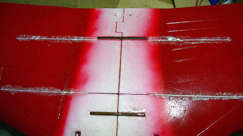 FLY FLY BaE Hawk (Red Arrow) 90mm EDF パテ乾燥中