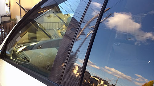 カーボンガーニッシュ取り付け　フロント