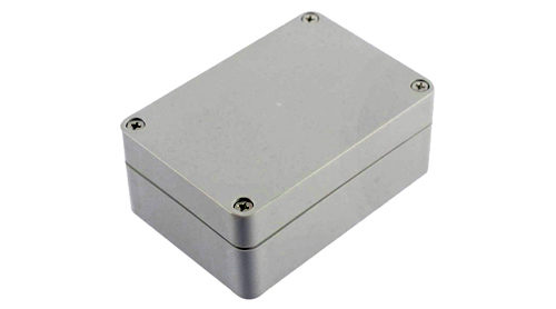 まずは、防水ケースを用意して