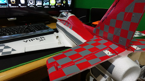 Mini Viper Jet 背面