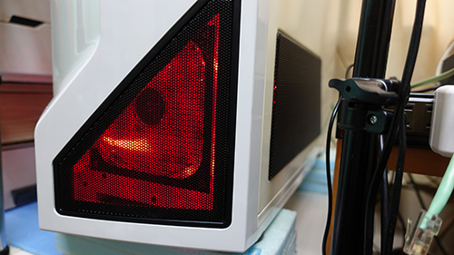 現在のメインマシーン(前)