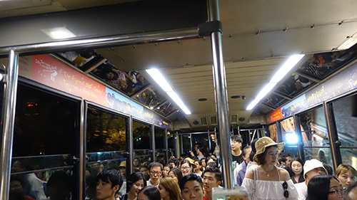 ピークトラム車内