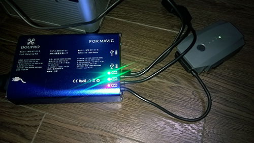DJI Mavic 社外品充電器